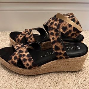 Sole Society Carmelina Leopard Print Espadrille Wedge Sandals Size 6